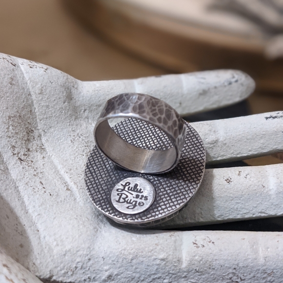 Sterling Silver Black Widow Spider Shadowbox Ring - Picture 5 of 7